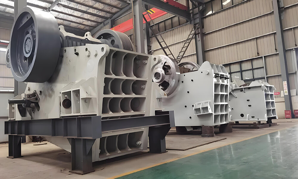 What Roles Do Cone Crushers and Jaw Crushers Play in The Gold Ore Beneficiation Process?